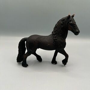 Schleich Friesian Black Stallion Horse Figurine model beautiful rare retired